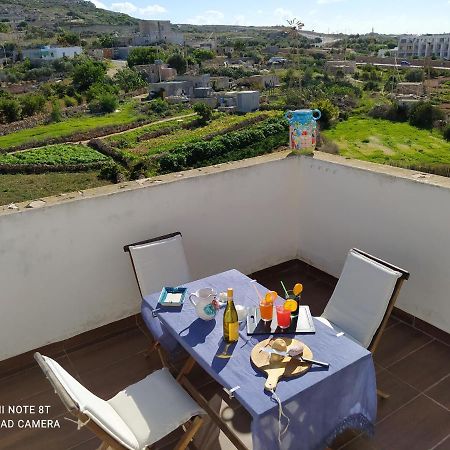 Mellieha Beach Apartment Екстериор снимка