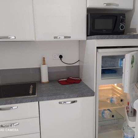 Mellieha Beach Apartment Екстериор снимка