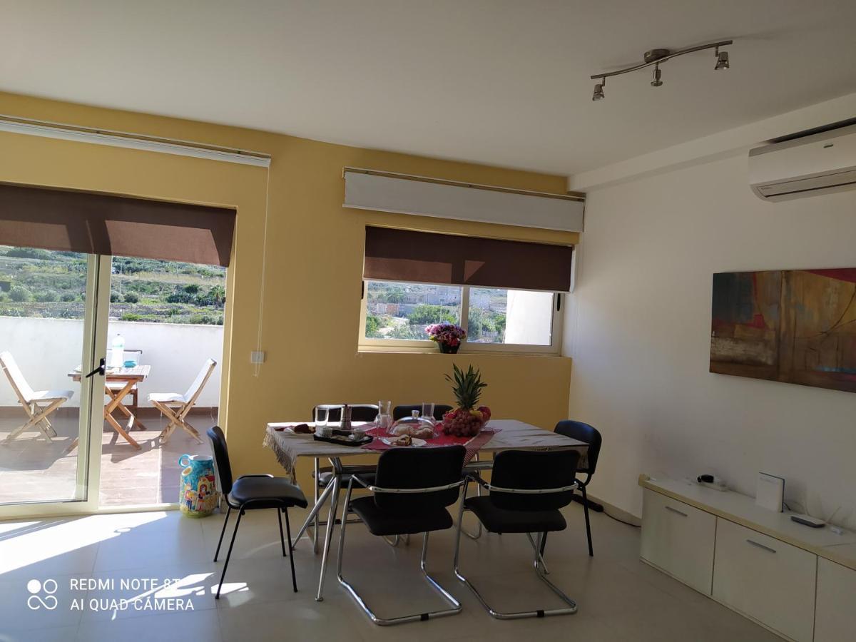 Mellieha Beach Apartment Екстериор снимка