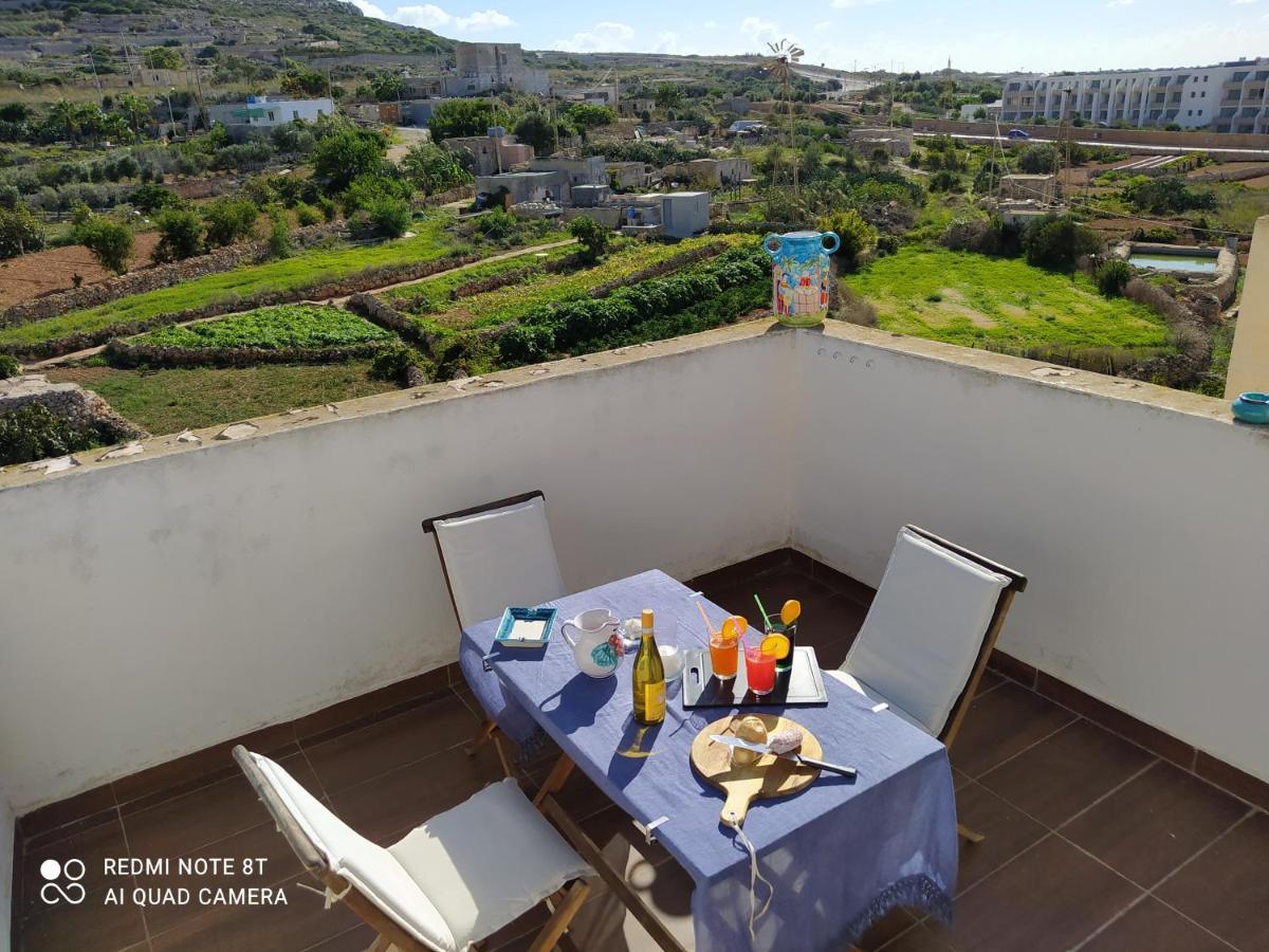 Mellieha Beach Apartment Екстериор снимка